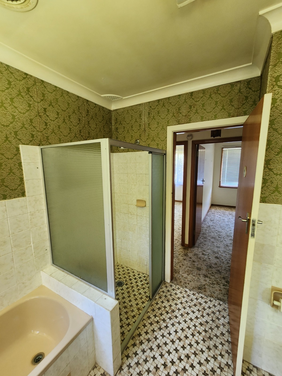 Old Bathroom Smithfield